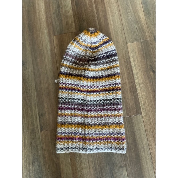 Sessùn grey, purple and yellow hool; unique size - Picture 4 of 4